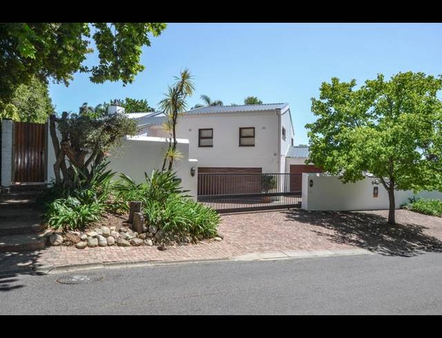 6 BEDROOM HOUSE FOR SALE IN WELGEMOED